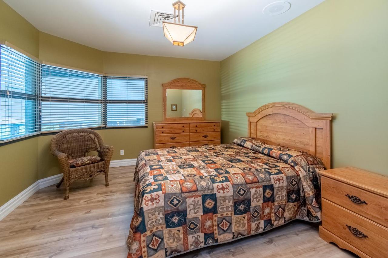 Condo Avec Parc Aquatique ! Beaupré Eksteriør billede